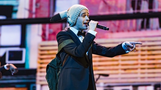 The 1975 performing at The BRITs 2019