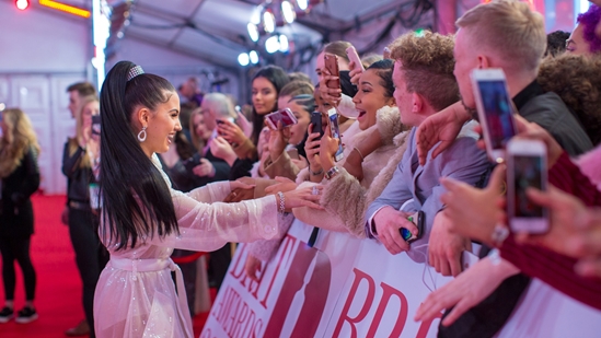 Mabel on The BRITs 2018 Red Carpet