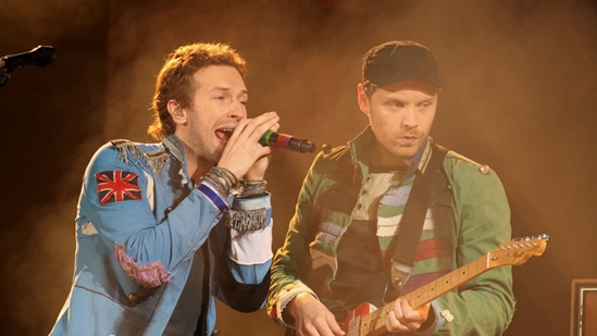 Coldplay performing 'Viva La Vida' at The BRITs 2009