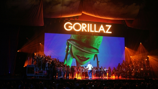 Gorillaz performing 'Dirty Harry' at The BRITs 2006