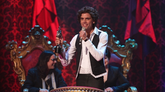 Mika accepting the award for British Breakthrough Act at The BRITs 2008