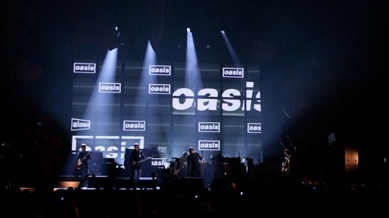 Oasis performing at The BRITs 2007