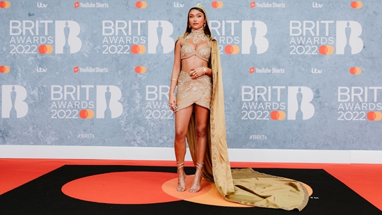 Joy Crookes on the Red Carpet at the 2022 BRIT Awards