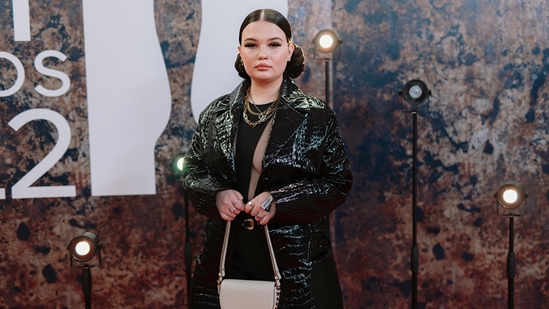 Lola Young on the Red Carpet at the 2022 BRIT Awards