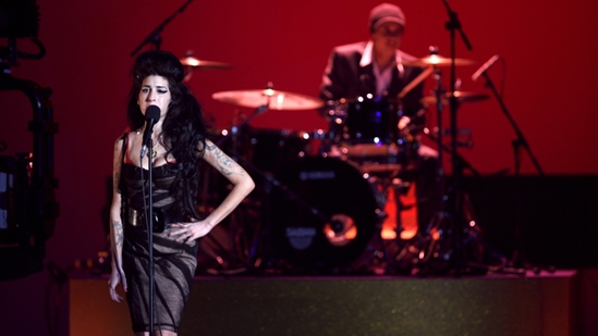 Amy Winehouse performing 'Love is a Losing Game' at The BRITs 2008